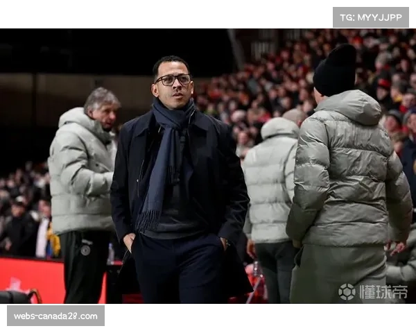 切尔西主帅罗塞尼尔谈三连胜：希望用表现赢得球迷认可